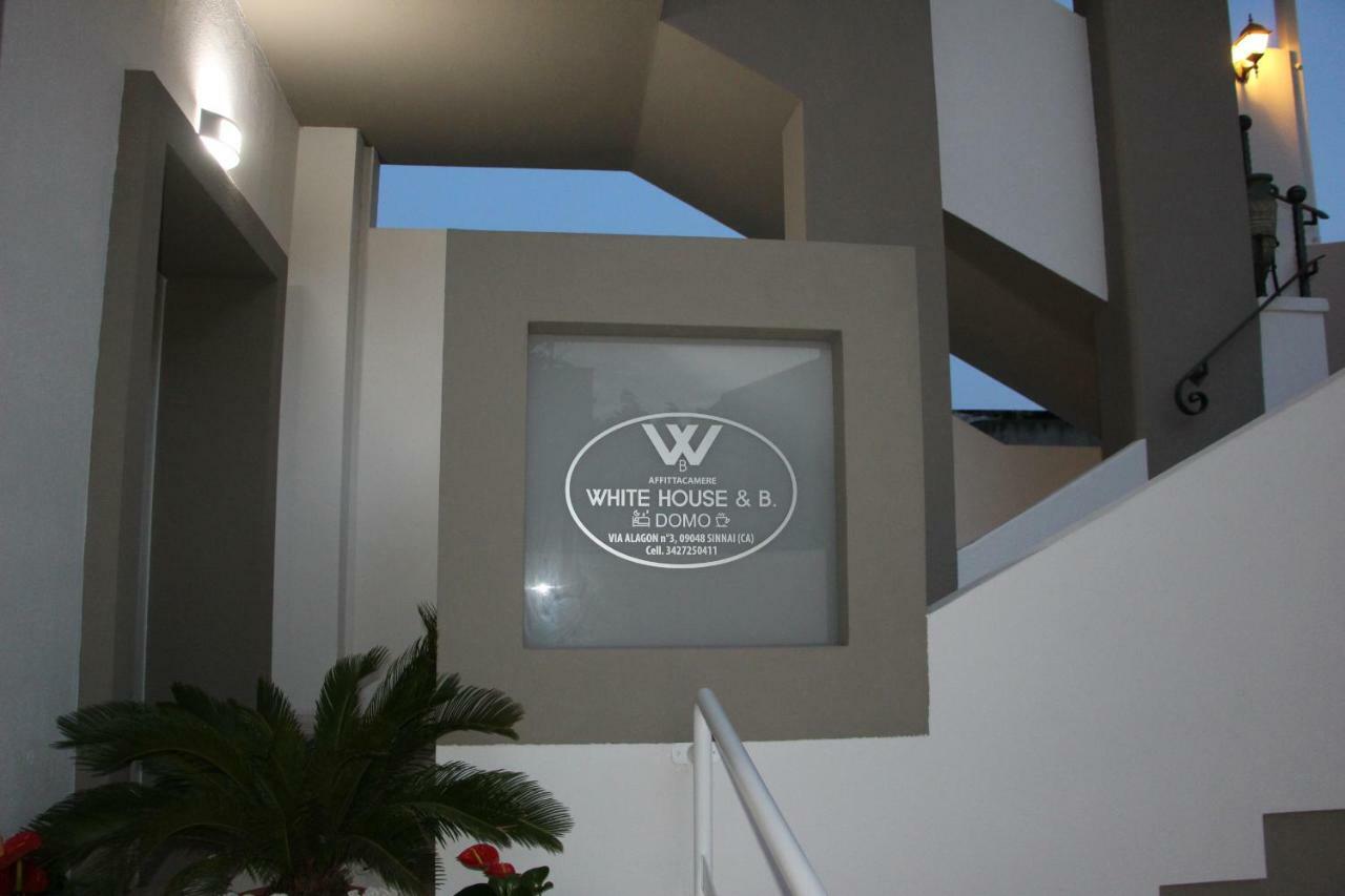 White House & B. Hotel Sinnai ภายนอก รูปภาพ